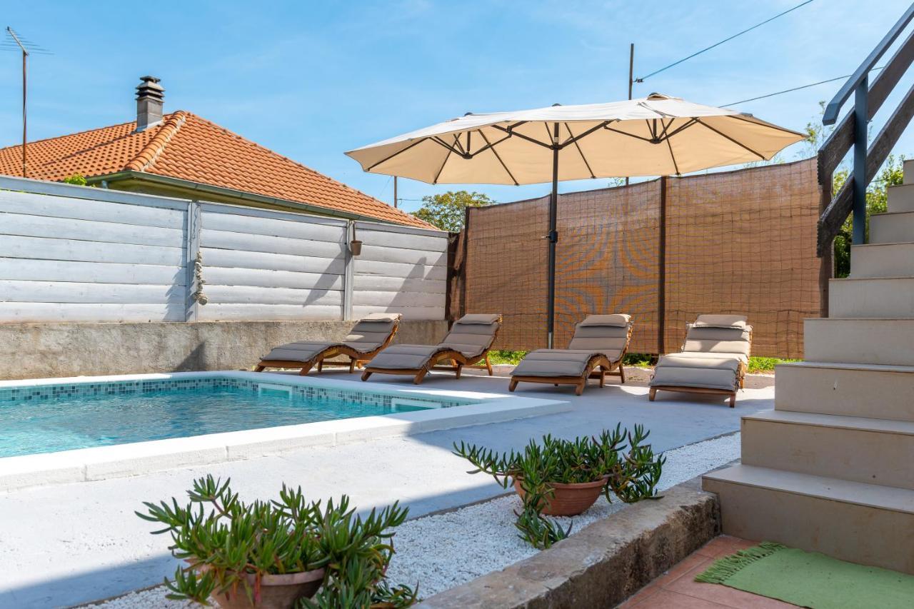 PUY Apartment Adriana On Peaceful Location With Pool מראה חיצוני תמונה