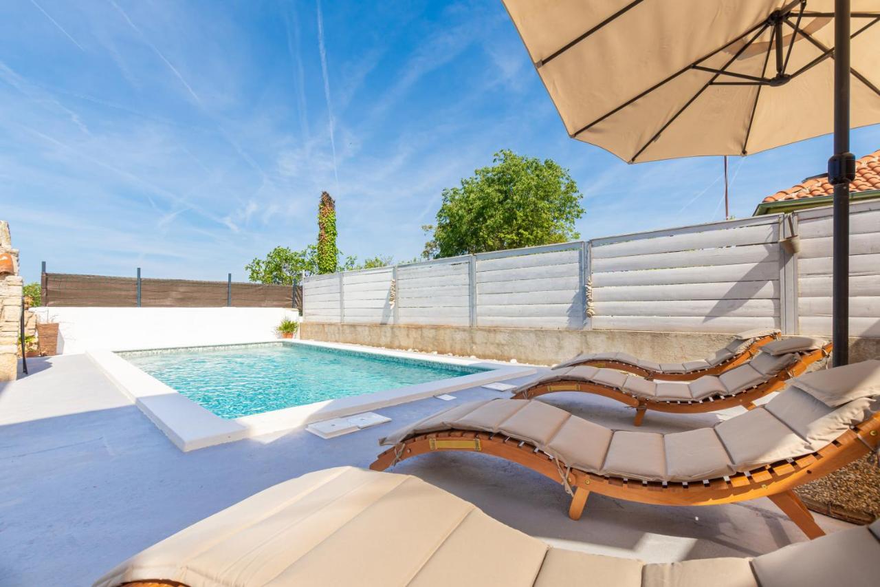 PUY Apartment Adriana On Peaceful Location With Pool מראה חיצוני תמונה